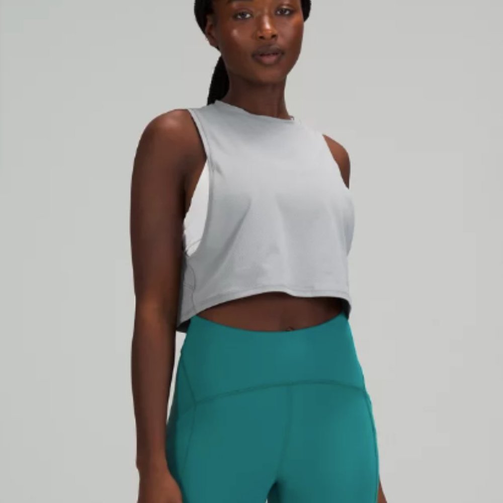 Lulu Lemon Muscle Love Crop Tank (silver)
